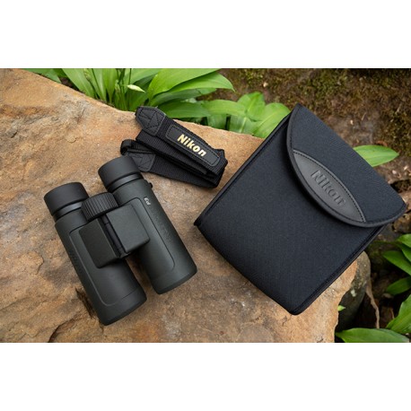JUMELLES NIKON PROSTAFF P3 8X42